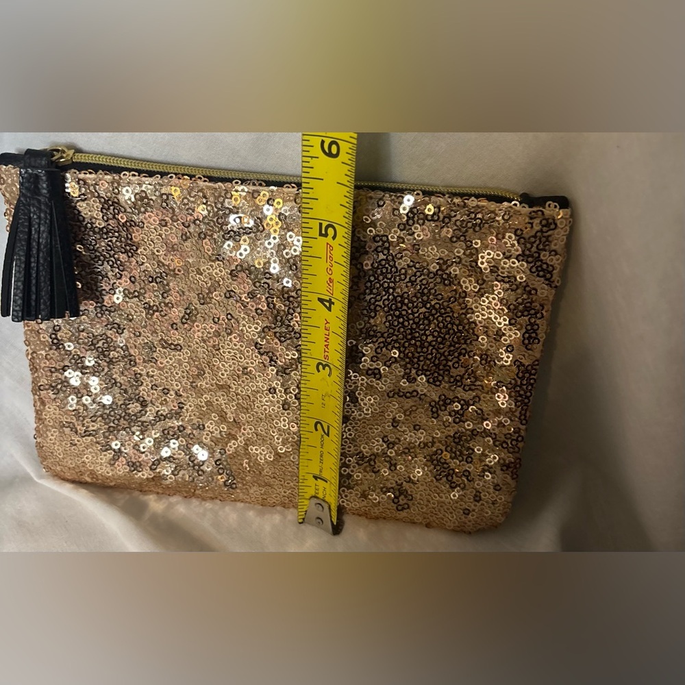 Set of 2 PINK Victoria's Secret Multicolor and Ipsy Gold Sequin Clutch Set- GUC - Picture 8 of 16